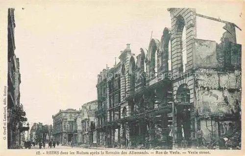 AK / Ansichtskarte REIMS 51 Ruines après la Retraite des Allemands Rue de Vesle Truemmer 1. Weltkrieg