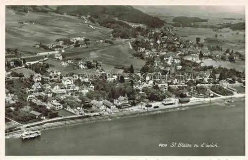 AK / Ansichtskarte St Blaise Neuchatel NE Vu d'avion