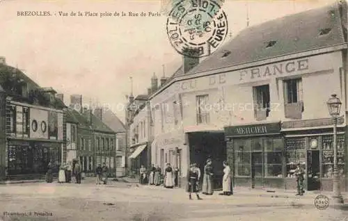 AK / Ansichtskarte Brezolles Dreux 28 Eure-et-Loir Vue de la Place prise de la Rue de Paris