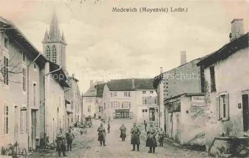 AK / Ansichtskarte Medewich Moyenvic Chateau-Salins 57 Moselle Ortszentrum Blick zur Kirche
