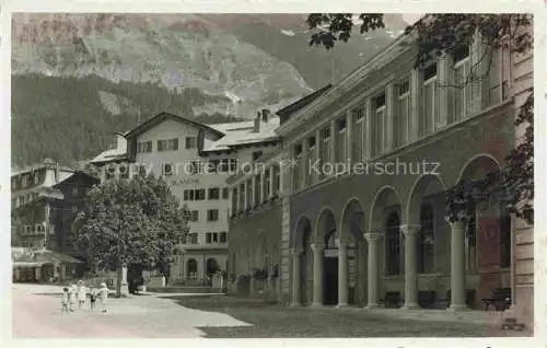 AK / Ansichtskarte Loeche-les-Bains VS La Place and Grand Bain