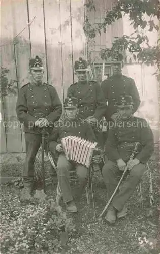 AK / Ansichtskarte Kloten Buelach ZH Gruppenbild Soldaten Akkordion Stempel Militaerdienst