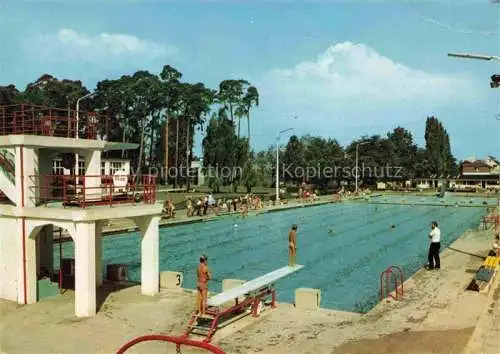 AK / Ansichtskarte Neu-Isenburg Offenbach Hessen Sportzentrum Schwimmbad