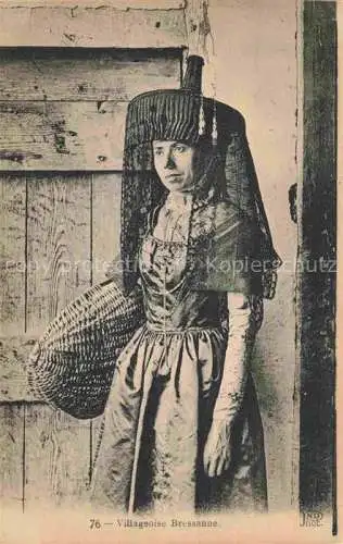 AK / Ansichtskarte Bourg-en-Bresse Villageoise Bressane Costumes Trachten