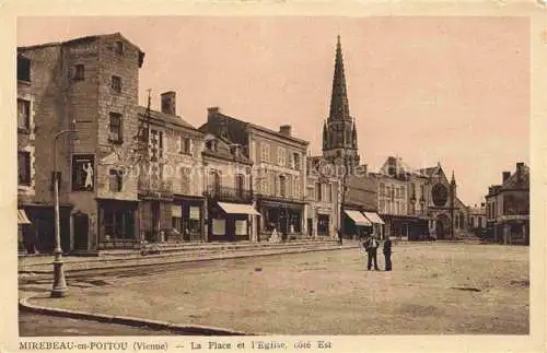 AK / Ansichtskarte Mirebeau-en-Poitou Poitiers 86 Vienne Place et l'église