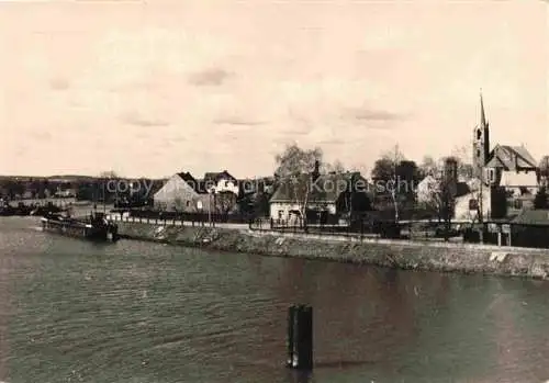 AK / Ansichtskarte Hohensaaten Barnim Brandenburg Ansicht vom Wasser aus Blick zur Kirche