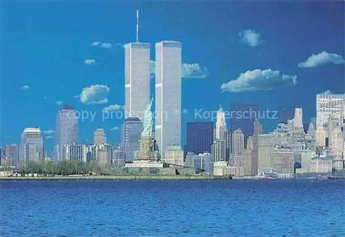 AK / Ansichtskarte NEW YORK City USA Fabulous New York skyline Statue of Liberty New York Harbor Twin Towers