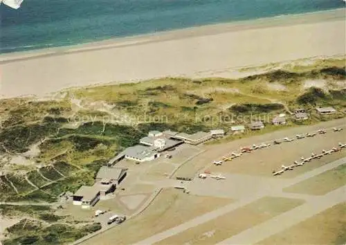 AK / Ansichtskarte Insel Juist Flugplatz und Restaurant Strand Nordseeheilbad