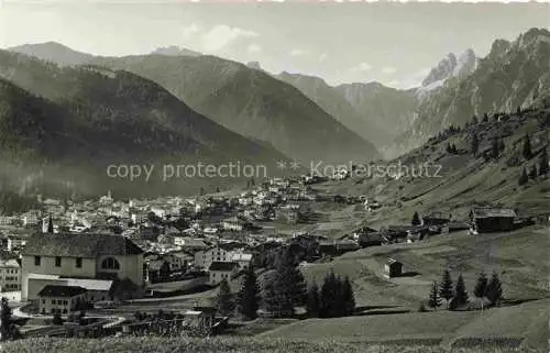 AK / Ansichtskarte Auronzo di Cadore 864m Veneto IT Panorama con le Tre Cime di Lavaredo Dolomiten