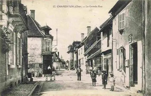 AK / Ansichtskarte Charenton-du-Cher Saint-Amand-Montrond 18 Cher La Grande Rue