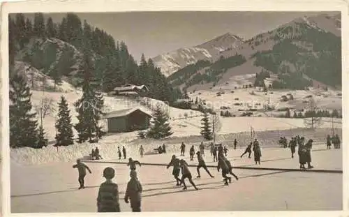 AK / Ansichtskarte Gstaad Saanen BE Eisbahn Panorama