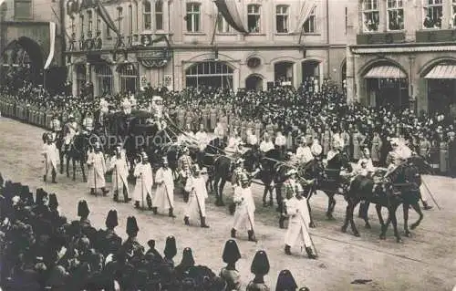 AK / Ansichtskarte MueNCHEN Kutsche Achtergespann Festumzug