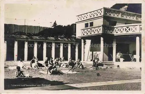 AK / Ansichtskarte Gstaad Saanen BE Schwimm- und Sonnenbad