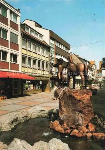 AK / Ansichtskarte Heppenheim Bergstrasse Fussgaengerzone Postreiterbrunnen Kuenstler Wilhelm Mueller