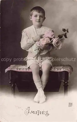 AK / Ansichtskarte Foto REX Nr. 3017 Kind Amitiers Rosen 