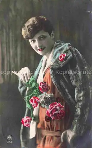 AK / Ansichtskarte Foto NPG Nr. 455/2 Frau Pose Rosen