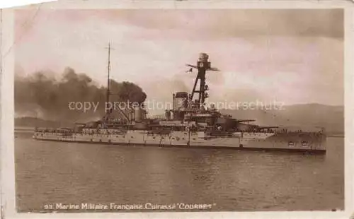 AK / Ansichtskarte Marine  Warships Militaire Francaise Cuirasse Courbet