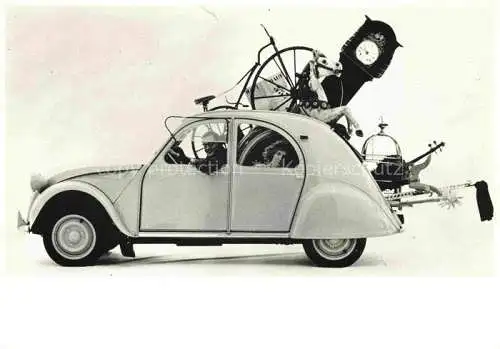 AK / Ansichtskarte CITROEN Autos Cars Voitures-- 2 cv 1961