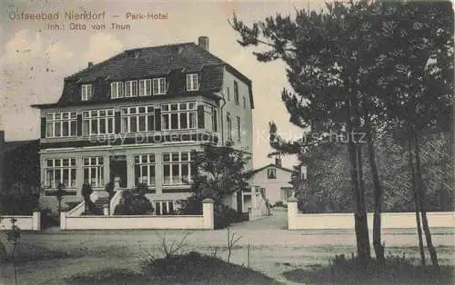 AK / Ansichtskarte NIENDORF  Ostseebad Timmendorferstrand Parkhotel Feldpost