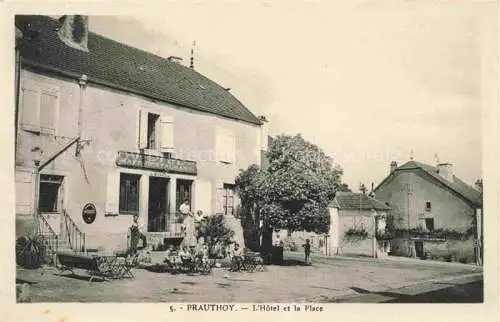 AK / Ansichtskarte Prauthoy LANGRES 52-Haute-Marne Hôtel et la place