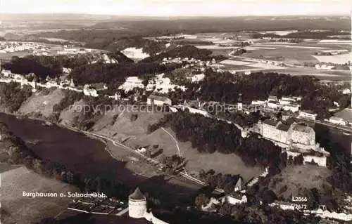 AK / Ansichtskarte Burghausen  Salzach Oberbayern Fliegeraufnahme
