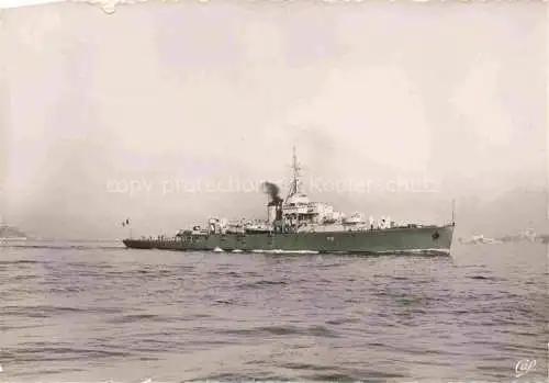 AK / Ansichtskarte Dampfer Binnenschifffahrt Navires de Guerre 