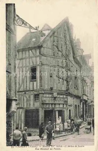 AK / Ansichtskarte Joigny Auxerre 89 Yonne Maison XVe siècle L'Arbre de Jessé Rue Montant au Palais