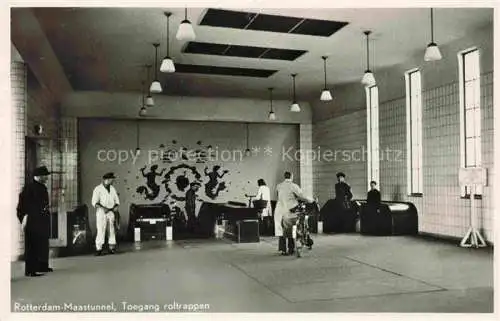 AK / Ansichtskarte ROTTERDAM  NL Maastunnel Toegang roltrappen