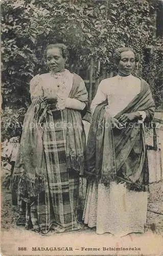 AK / Ansichtskarte Madagascar Madagaskar Femme Betsimisaraka