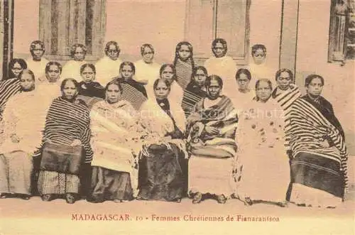 AK / Ansichtskarte Madagascar Madagaskar Femmes Chrétiennes de Fianarantsoa