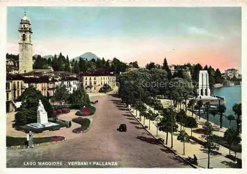 AK / Ansichtskarte Pallanza Lago Maggiore Piemonte IT Uferstrasse Promenade