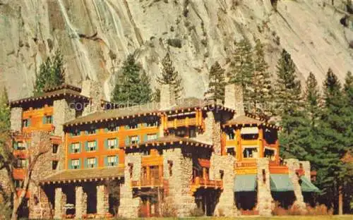 AK / Ansichtskarte Yosemite Valley Yosemite-National Park California USA Ahwahnee Hotel and Royal Arches