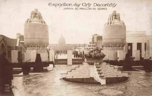 AK / Ansichtskarte Exposition Arts Decoratifs Paris 1925 Jardin Pavillon de Sevres 