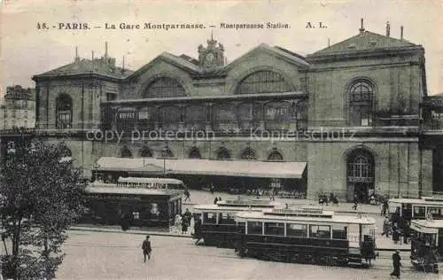 AK / Ansichtskarte STRAssENBAHN Tramway-- Paris Gare Montparnasse
