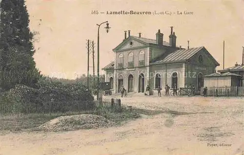 AK / Ansichtskarte Lamotte-Beuvron Romorantin-Lanthenay 41 Loir-et-Cher La gare