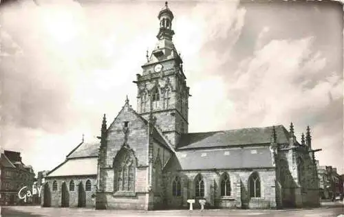 AK / Ansichtskarte Villedieu-les-Poeles Saint-Lo 50 Manche Eglise
