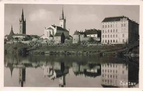 AK / Ansichtskarte Caslav Caslavi Tschaslau CZ Blick zum Stadtzentrum Kirche