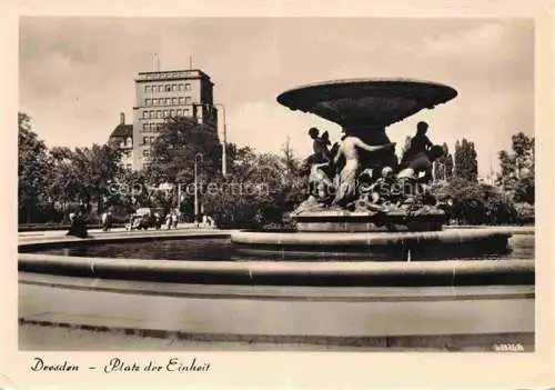 AK / Ansichtskarte DRESDEN Elbe Platz der Einheit