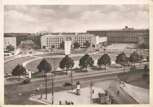 AK / Ansichtskarte BERLIN Platz der Luftbruecke Luftbrueckendenkmal