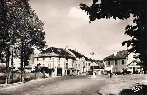 AK / Ansichtskarte Hauteville-Lompnes Belley 01 Ain Place des Martyrs