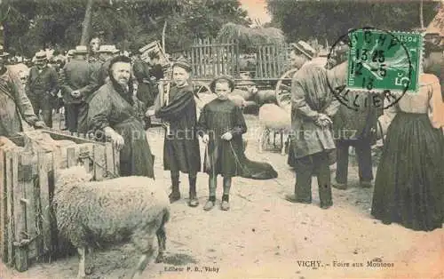 AK / Ansichtskarte VICHY 03 Allier Foire aux moutons