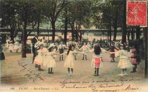 AK / Ansichtskarte VICHY 03 Allier Bal d'enfants