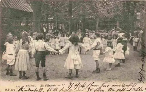 AK / Ansichtskarte VICHY 03 Allier Bal d'enfants