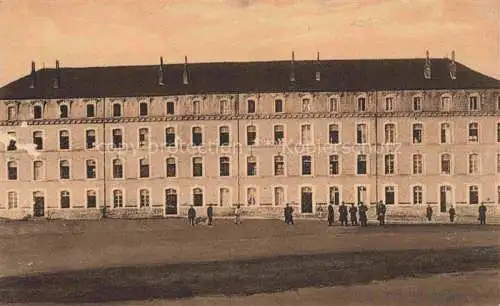 AK / Ansichtskarte LAON 02 Aisne Kaserne des 45 franz Inf Regts Feldpost