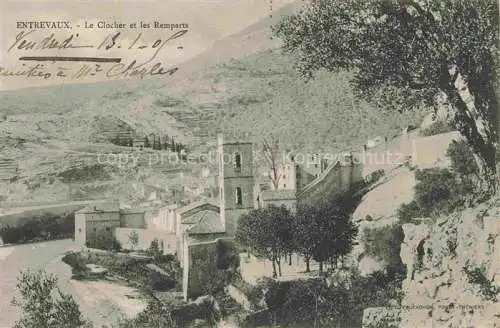 AK / Ansichtskarte Entrevaux Castellane 04 Alpes-de-Haute-Provence Le Clocher et les Remparts