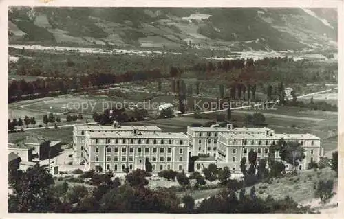 AK / Ansichtskarte Barcelonnette 04 Alpes-de-Haute-Provence Les Casernes
