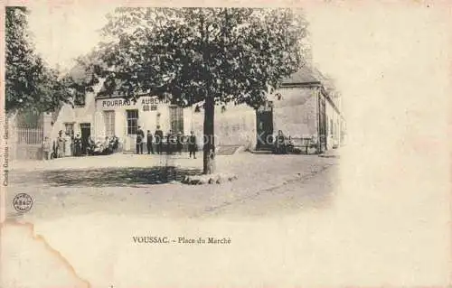 AK / Ansichtskarte Voussac Moulins 03 Allier Place du Marche