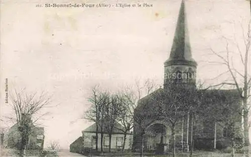 AK / Ansichtskarte St-Bonnet-de-Four Montlucon 03 Allier Eglise et la Place