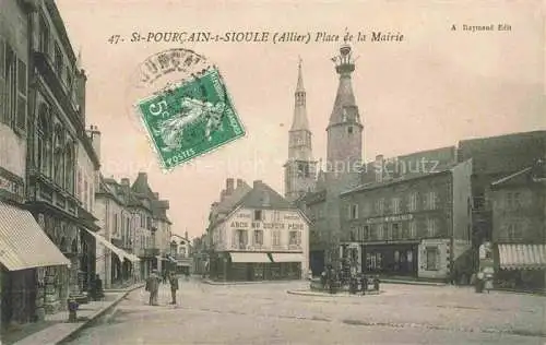 AK / Ansichtskarte St-Pourcain-sur-Sioule Moulins 03 Allier Place de la Mairie