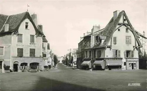 AK / Ansichtskarte Cusset Vichy 03 Allier Vieilles maisons Boulevard General de Gaulle